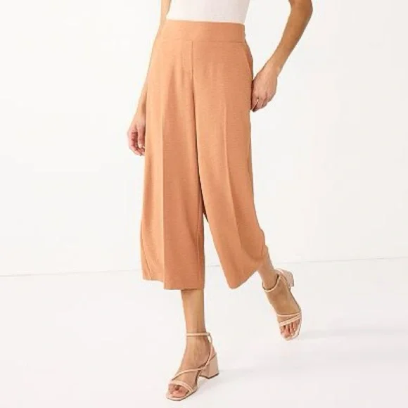 Women's Nine West High Rise Wide-Leg Crop Pants - Picture 2 of 11